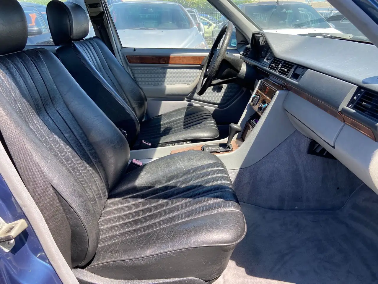 Mercedes-Benz 230 E H-ZULASSUNG/ SCHIEBEDACH/ AHK, foto 12