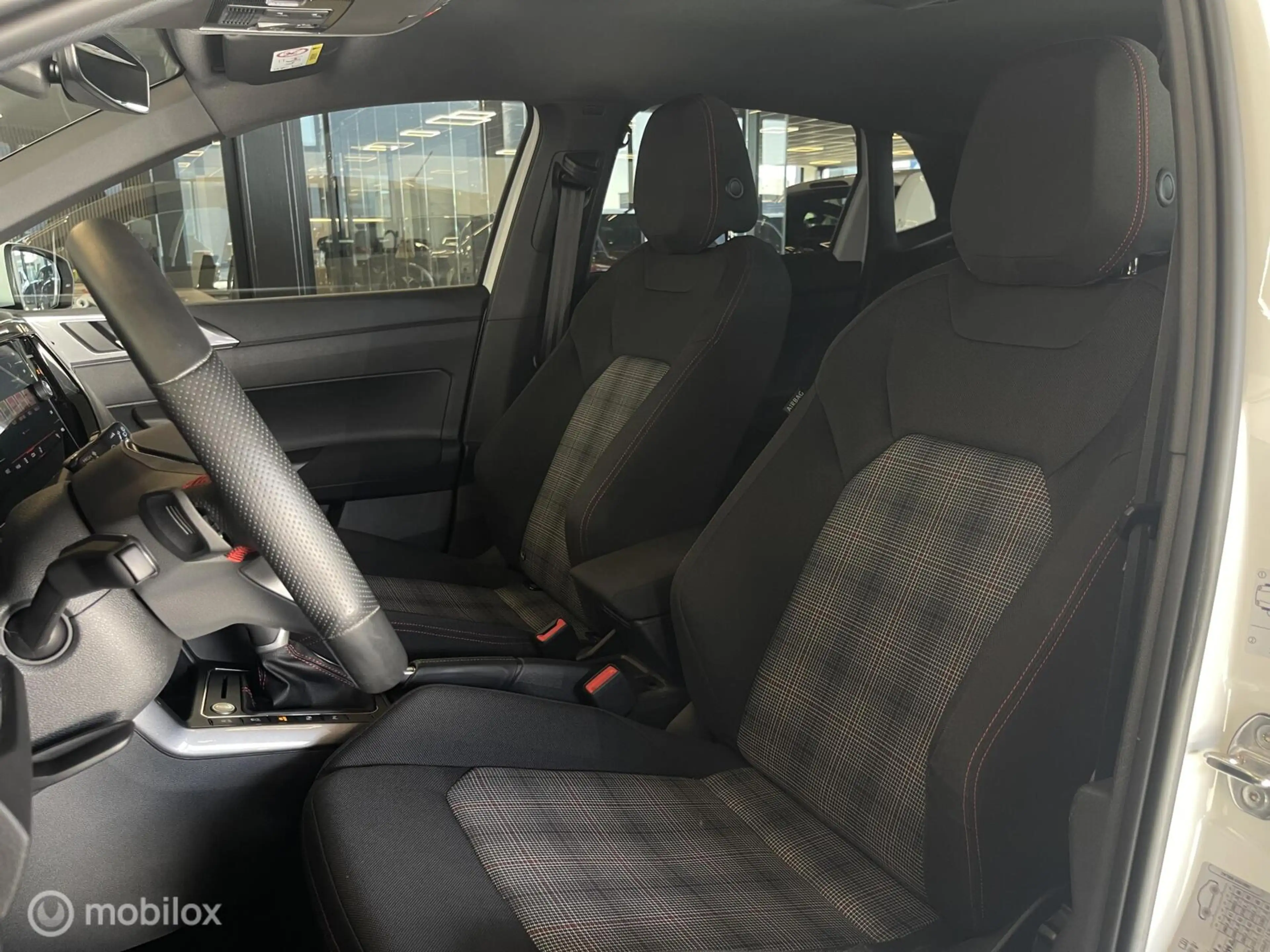 Volkswagen Polo GTI 2.0 TSI — photo 4