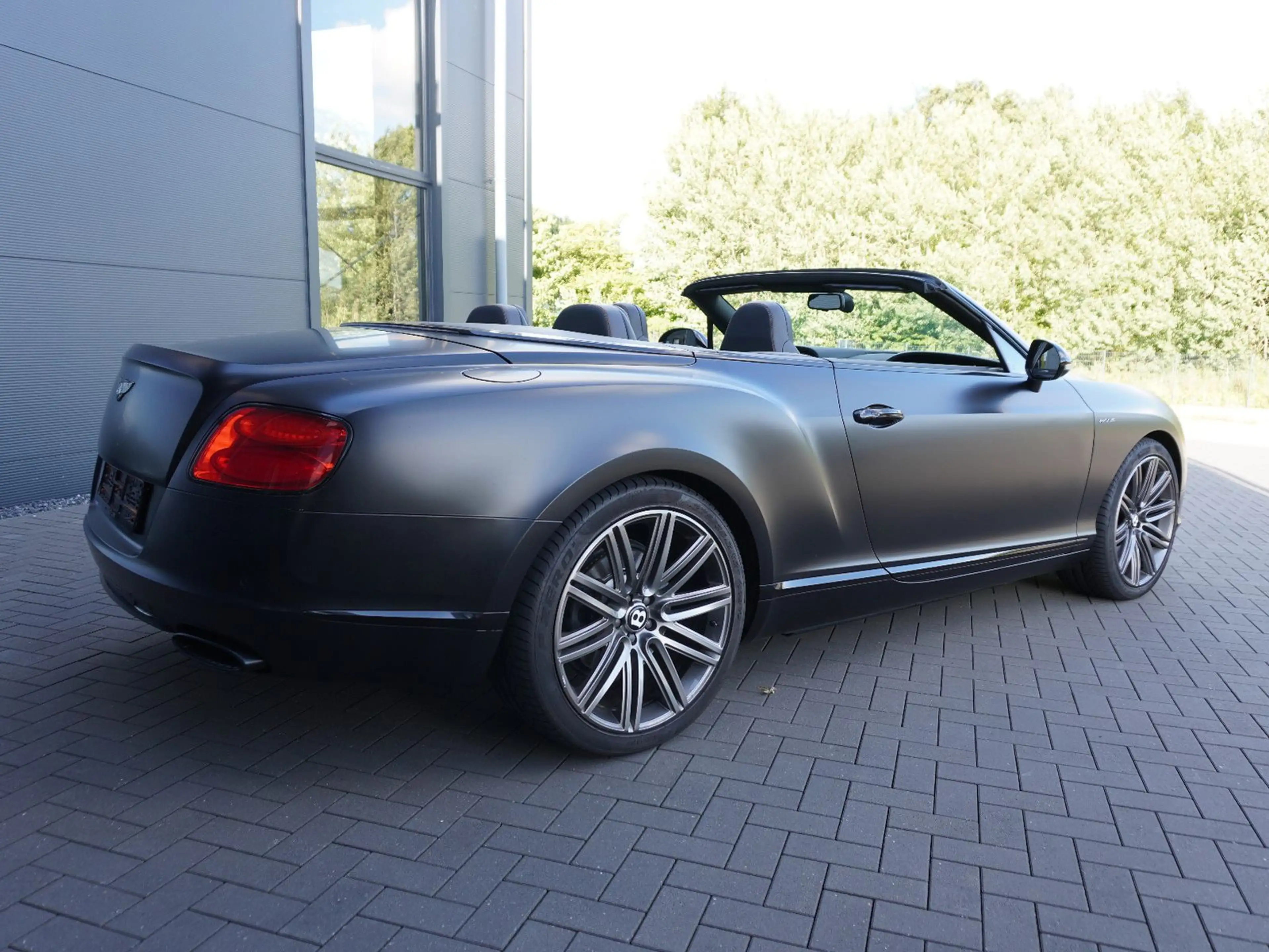 Bentley Continental GTC GTC 6.0 W12 Speed 4WD Automatik — photo 3