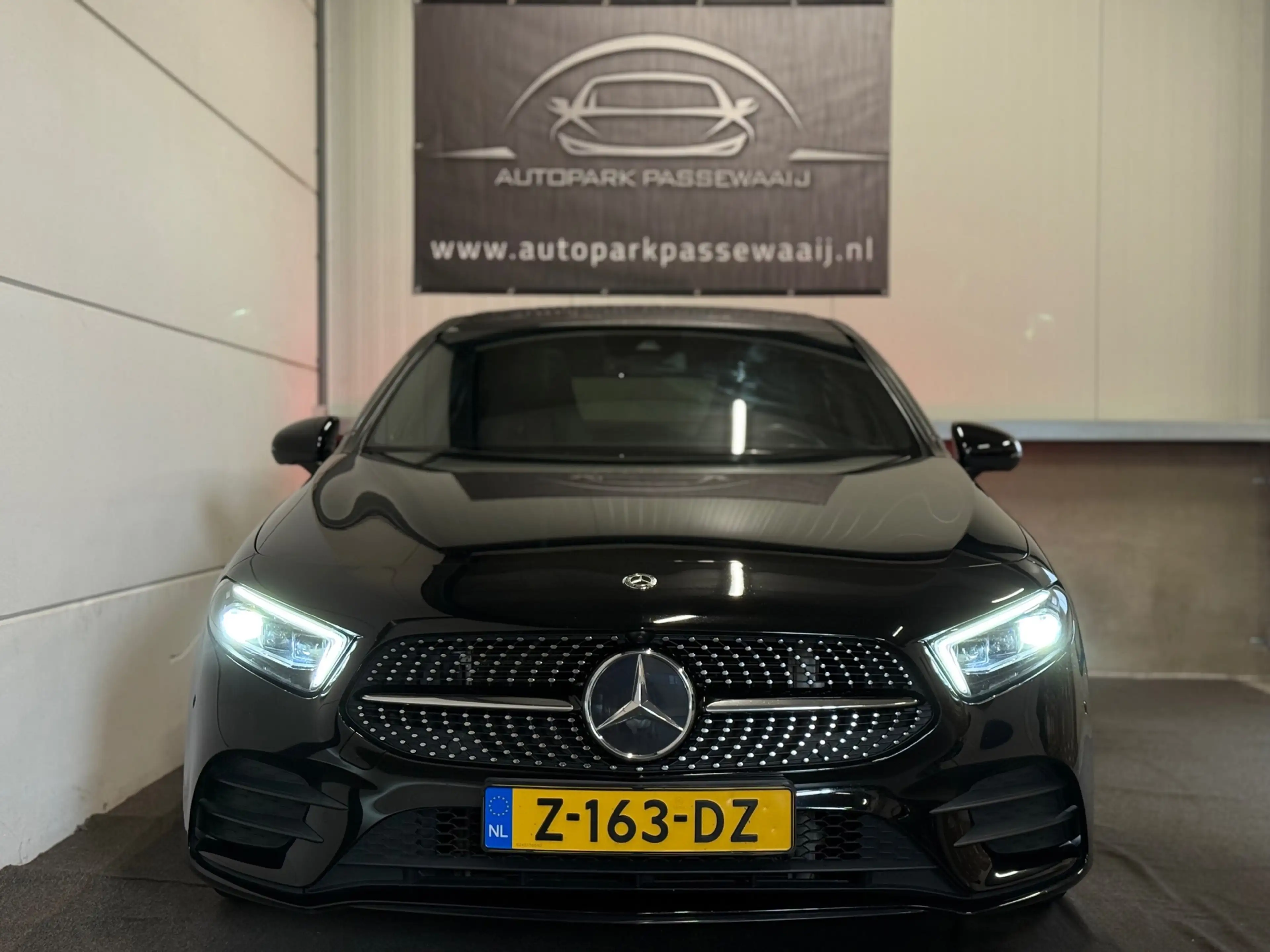 Mercedes-Benz A 200 AMG Pano, ACC, Multibeam, Burmester, 360° Camera, — photo 2