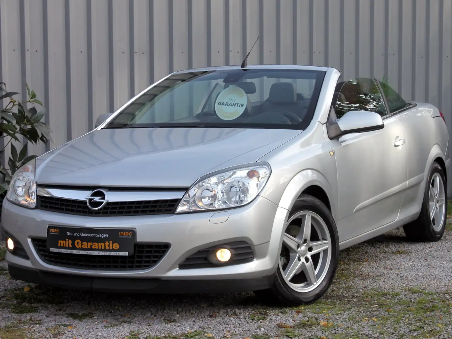 Opel Astra 1.8 TwinTop Endless Summer "Navi "Leder "1.Hand " Argintiu - 1