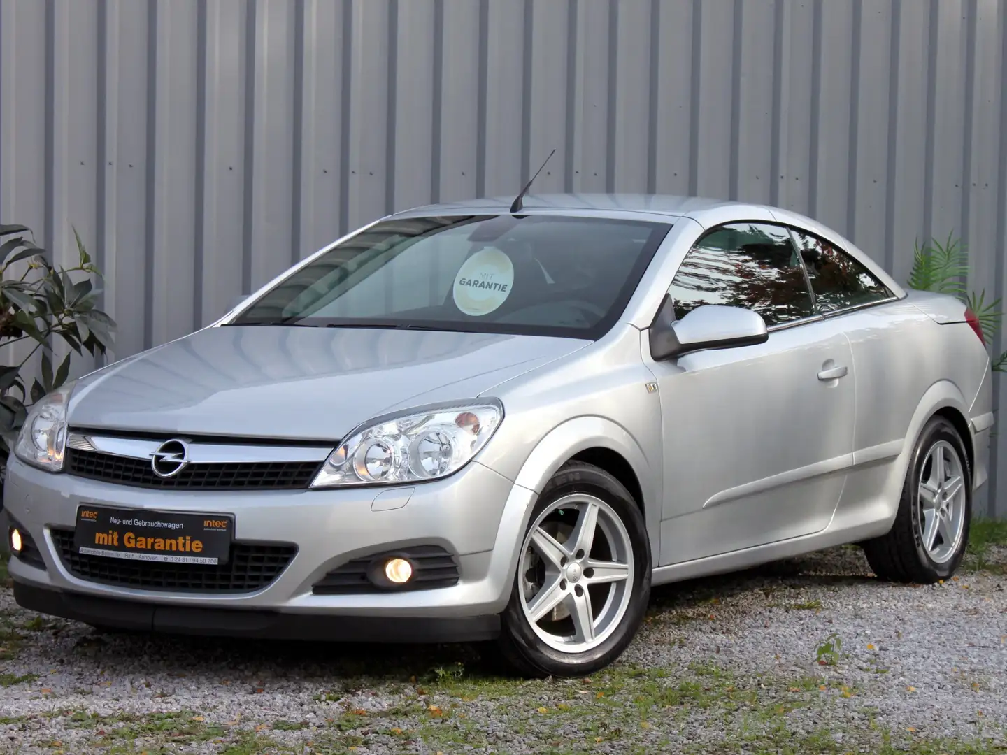 Opel Astra 1.8 TwinTop Endless Summer "Navi "Leder "1.Hand " Argintiu - 2