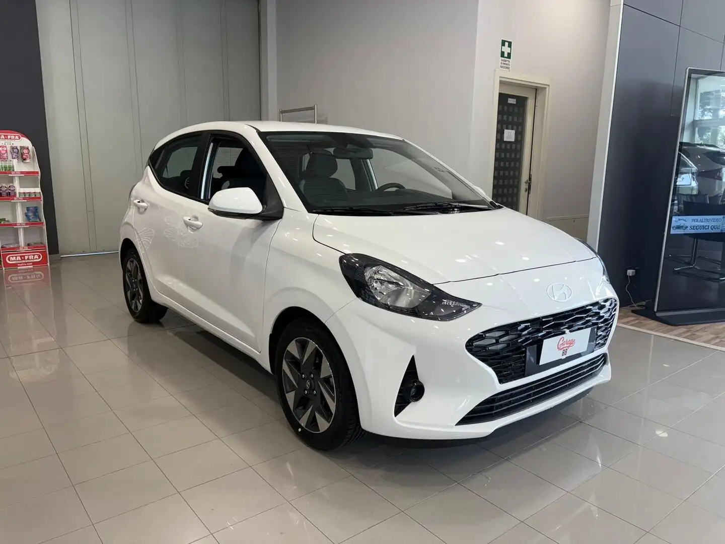 Hyundai i10 1.0 mpi Connectline 63cv Blanc - 2