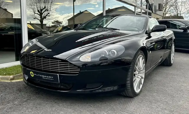 Aston Martin DB9 Volante Touchtronic À partir de 500€/mois