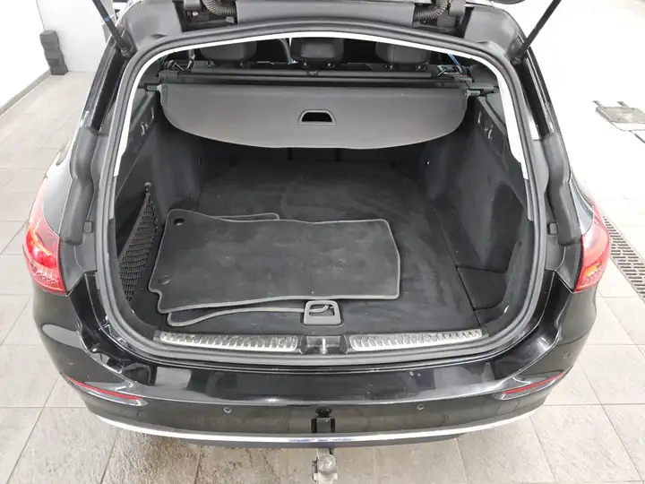 Mercedes-Benz C 180 T Avantgarde Navi LED RFK AHK Distronic+ – Foto 12