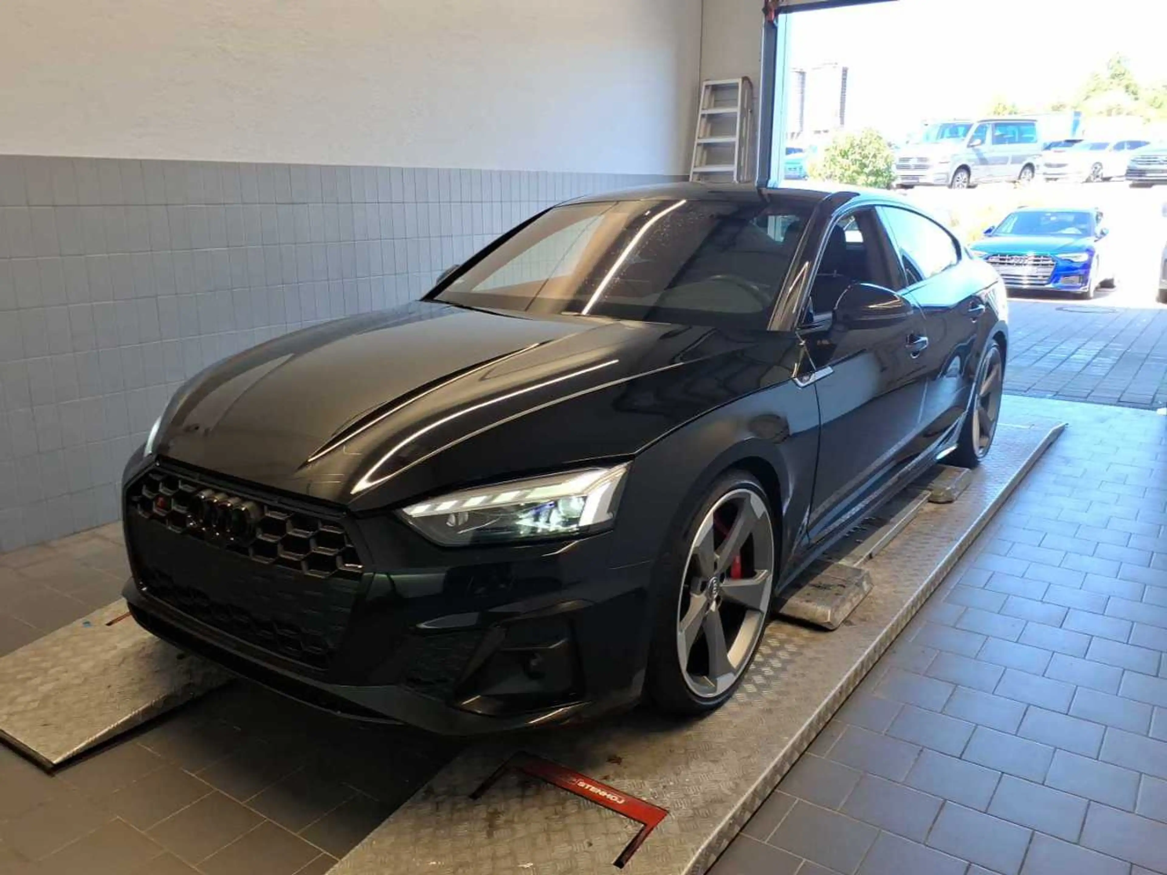 Audi S5 Sportback AHK Black Carbon Matrix Memory VCplus — photo 3