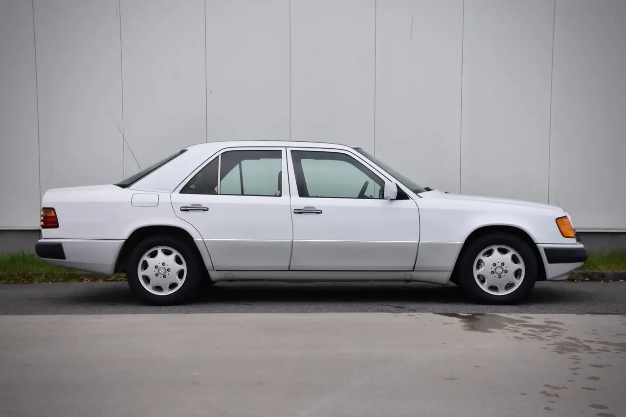 Mercedes-Benz E 420 / 400 E W124 mit V8, foto 4