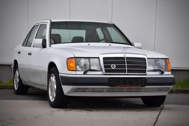 Mercedes-Benz E 420 / 400 E W124 mit V8
