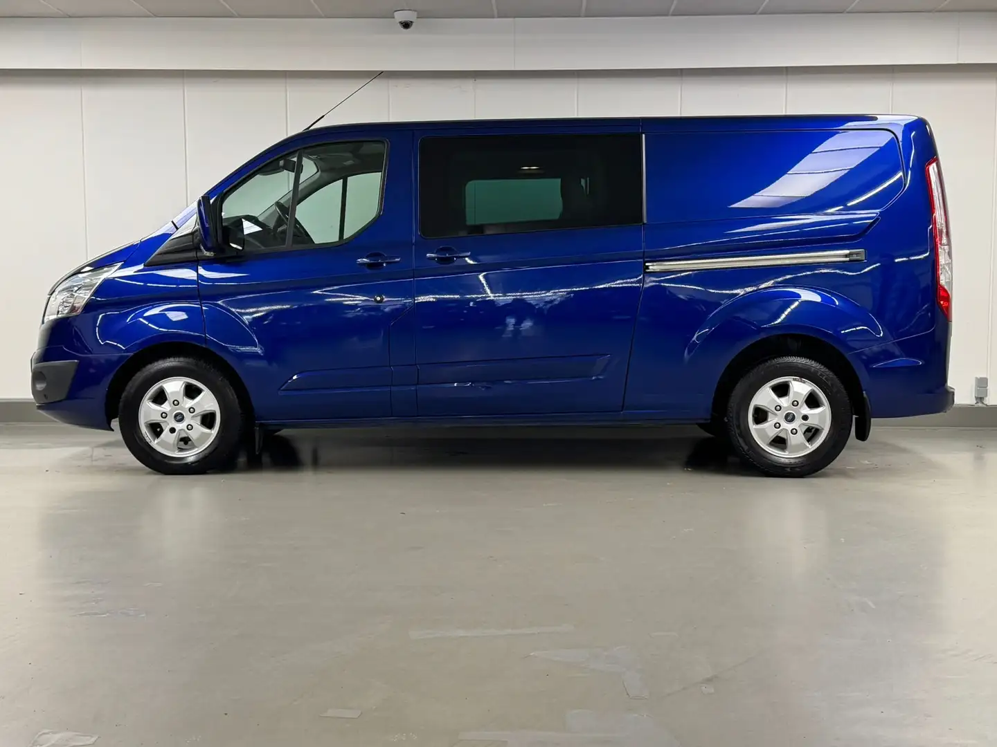 Ford Transit Custom 2.2 TDCI 155CV DOUBLE CABINE UTILITAIRE 6 PLACES Blauw - 2