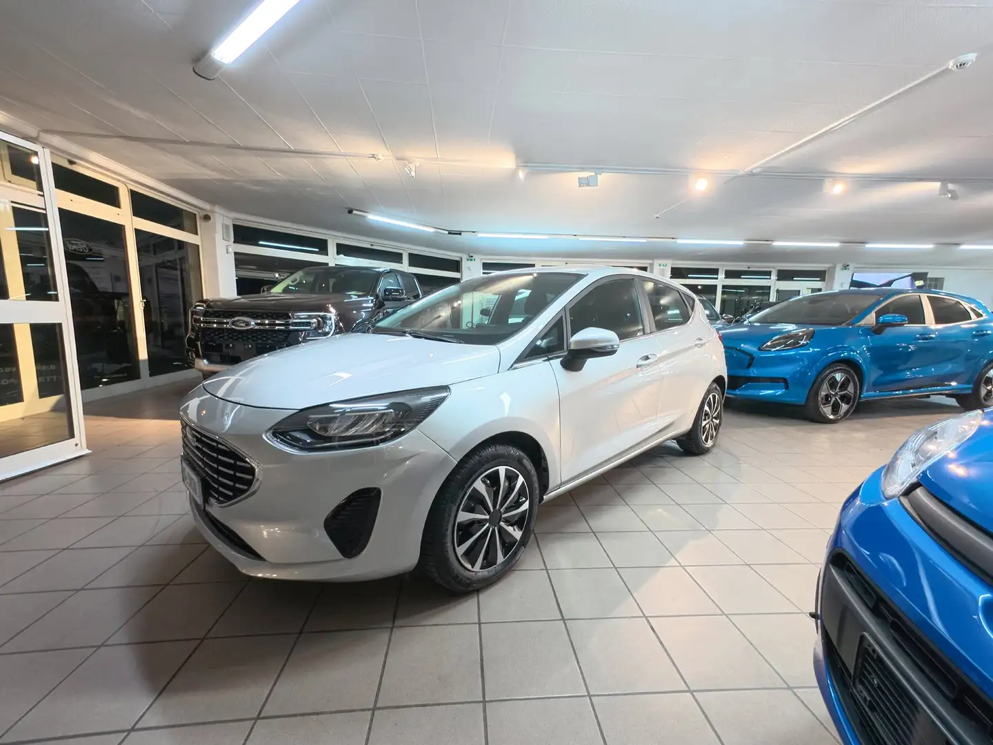 Ford Fiesta Fiesta VII 2022 5p 5p 1.1 Plus 75cv Argento - 1