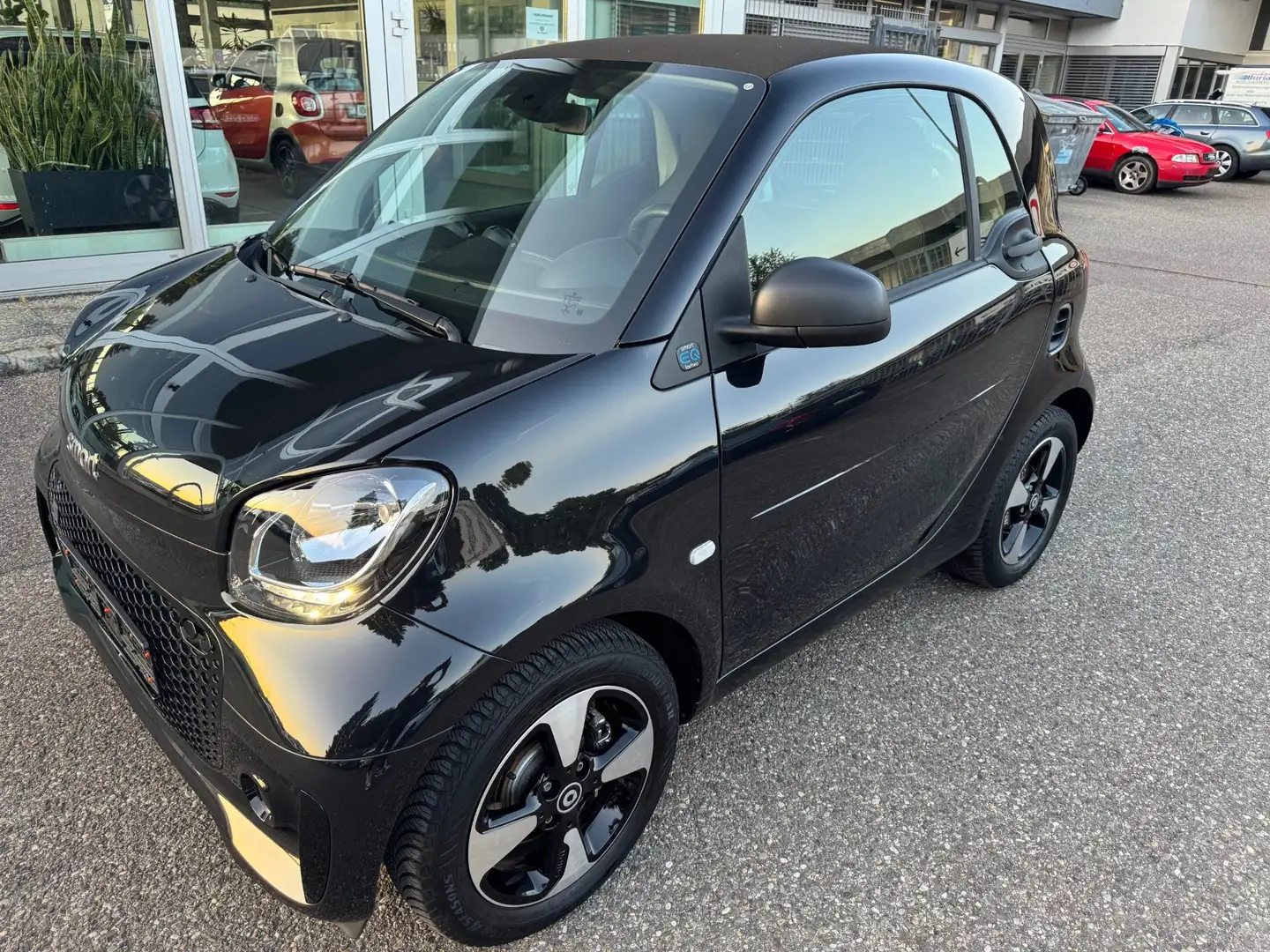 smart forTwo EQ passion *22KW Schnell/PDC/TEMP./ADVANCED-PAKET* Schwarz - 2