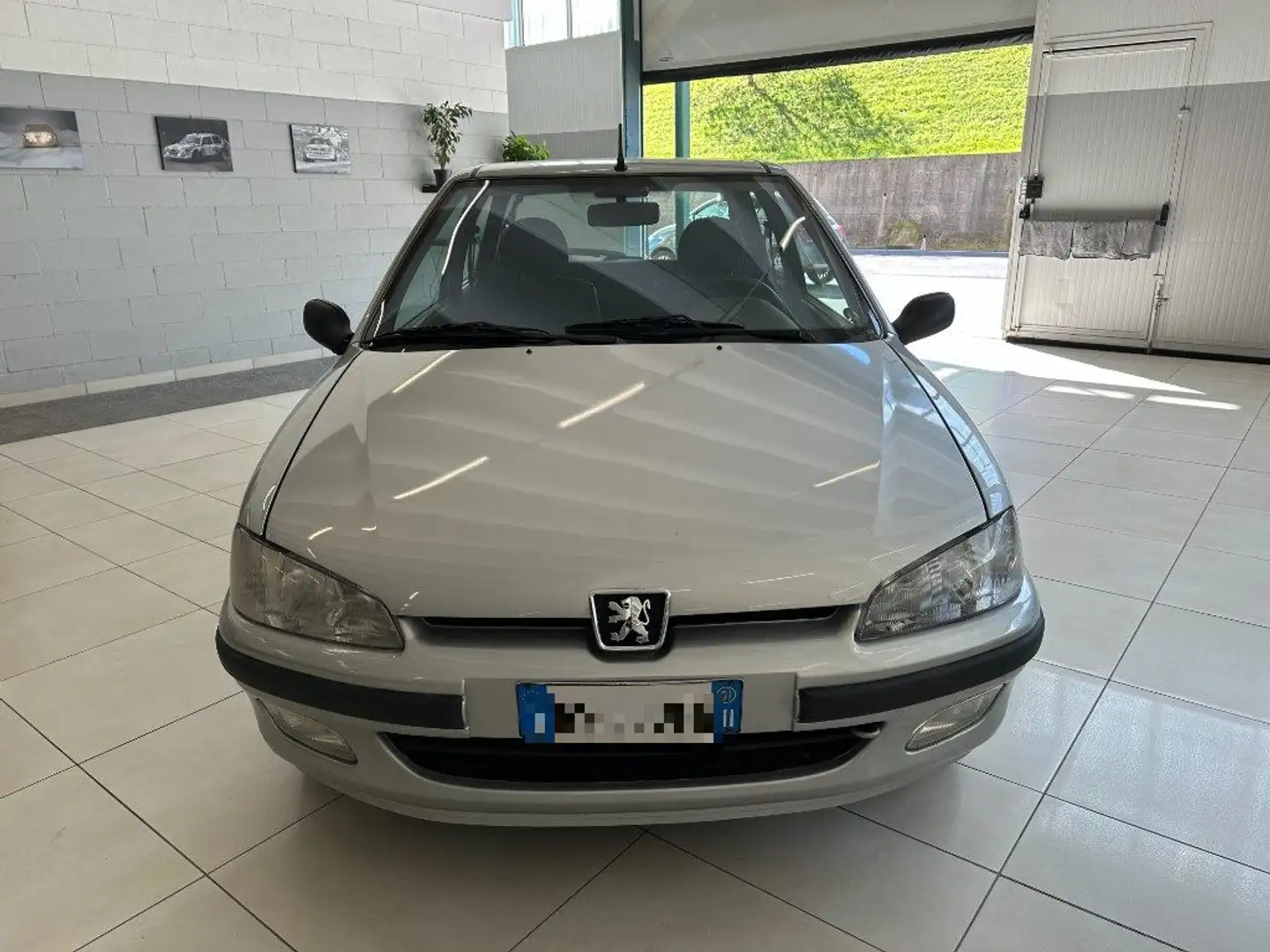 Peugeot 106 1.1i cat 3 porte Open Argento - 2
