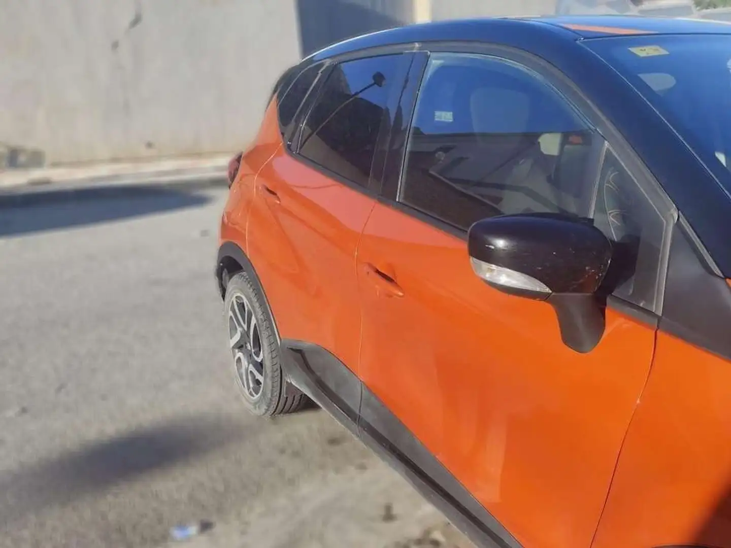 Renault Captur 1.5dCi Energy eco2 Zen 90 Naranja - 2