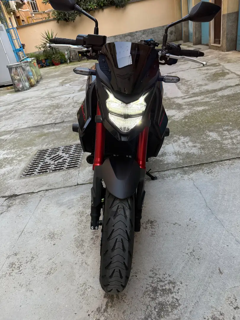 Honda Hornet 750 Rojo - 2
