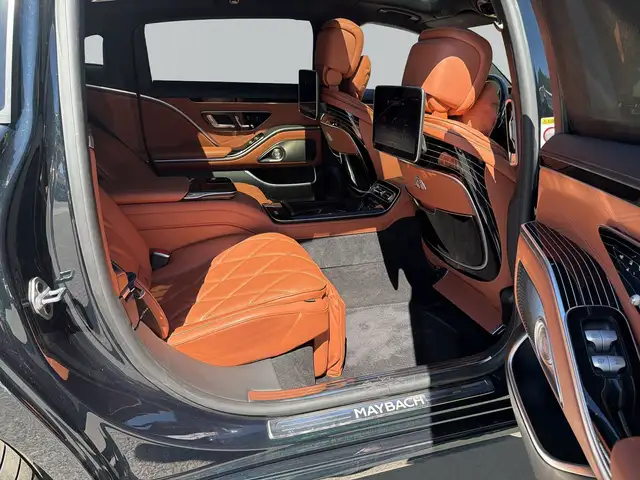 Mercedes-Benz S-Class view 11