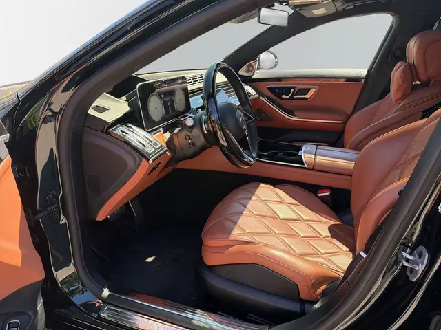 Mercedes-Benz S-Class view 8