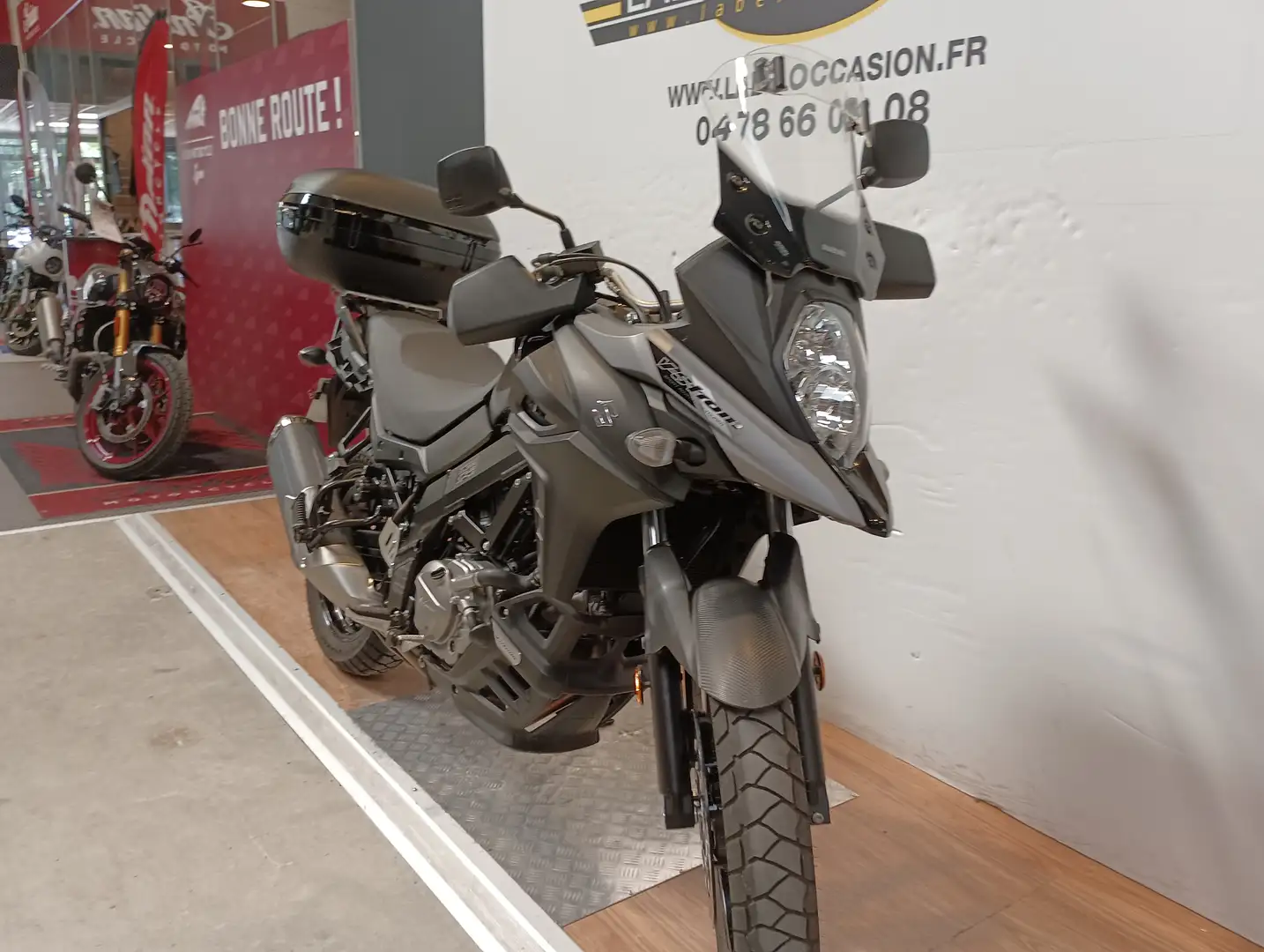 Suzuki Noir - 2
