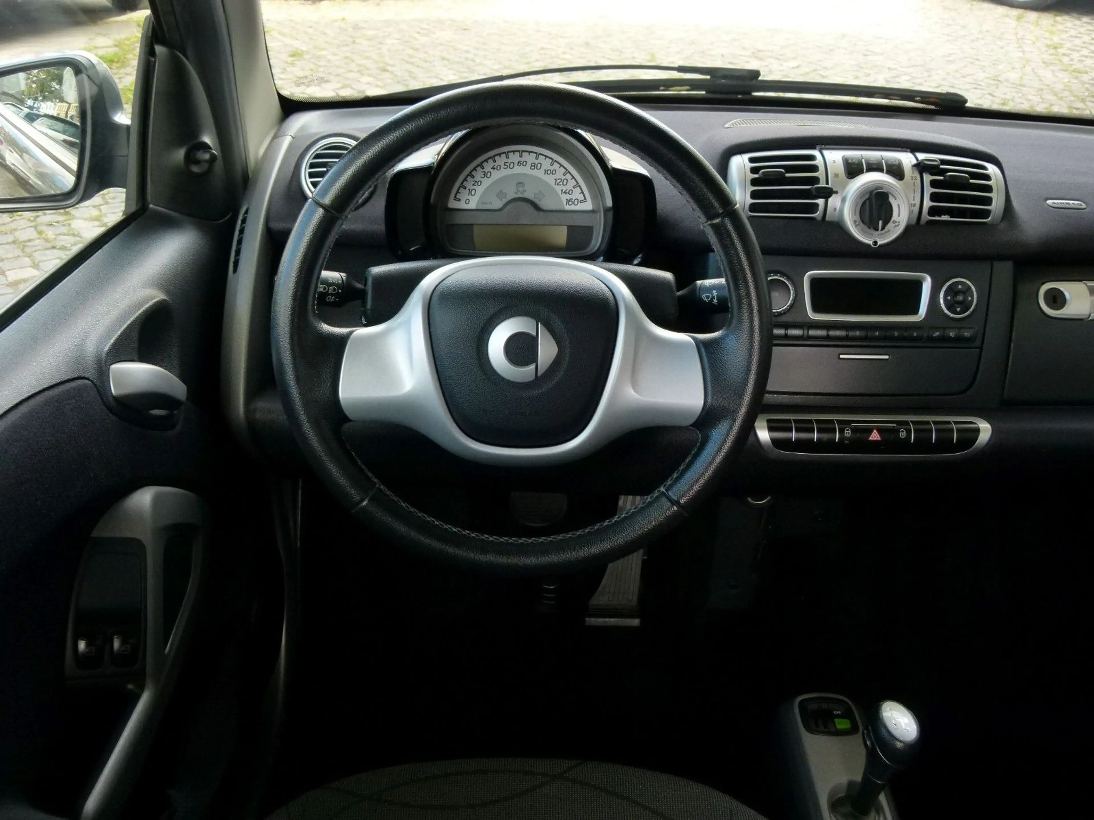 smart forTwo passion Servo Klima TÜV NEU +GARANTIE+ — photo 7