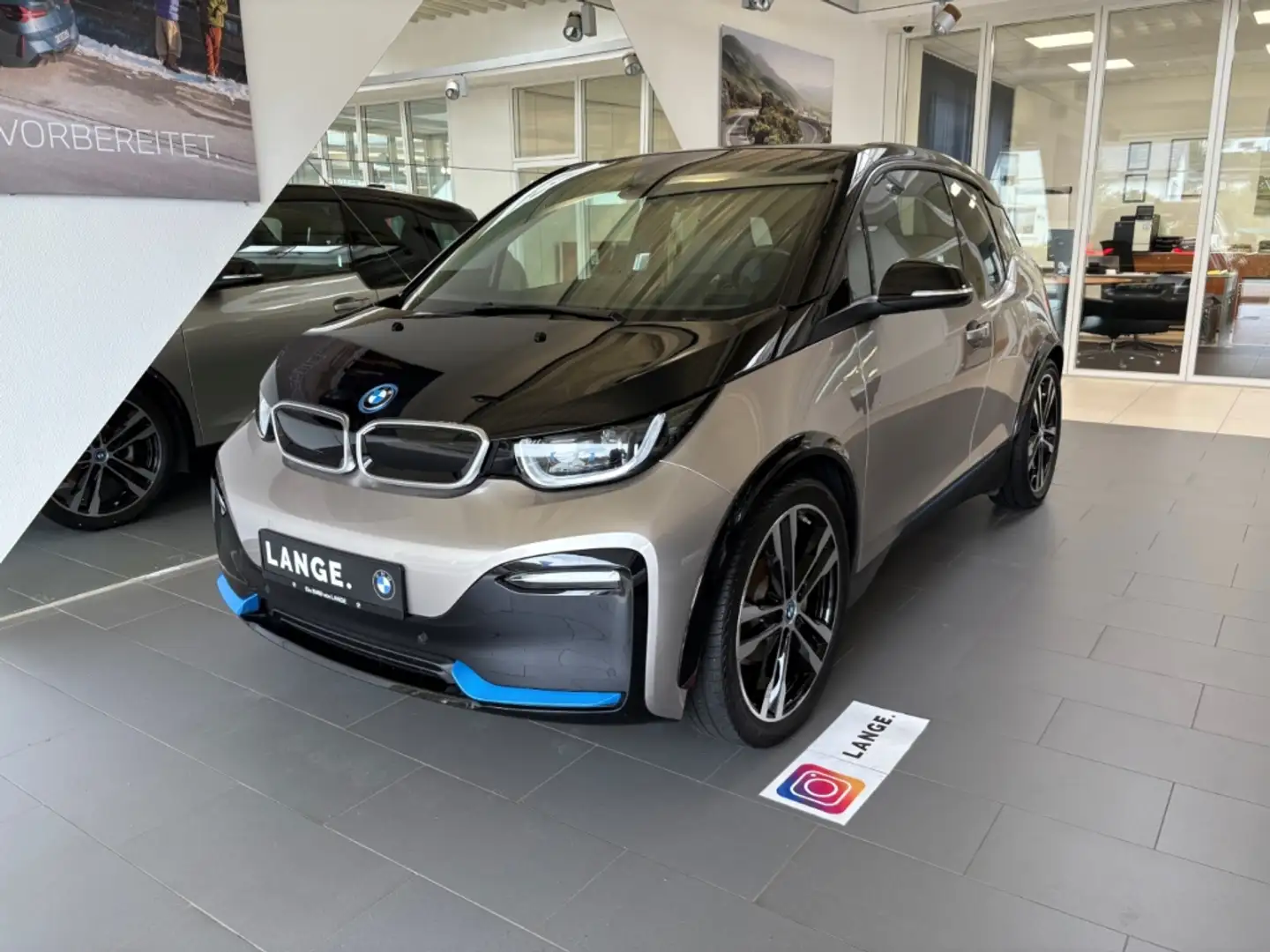BMW i3 s SHZ RFK ACC CarPlay Privacy vergl. Silber - 1