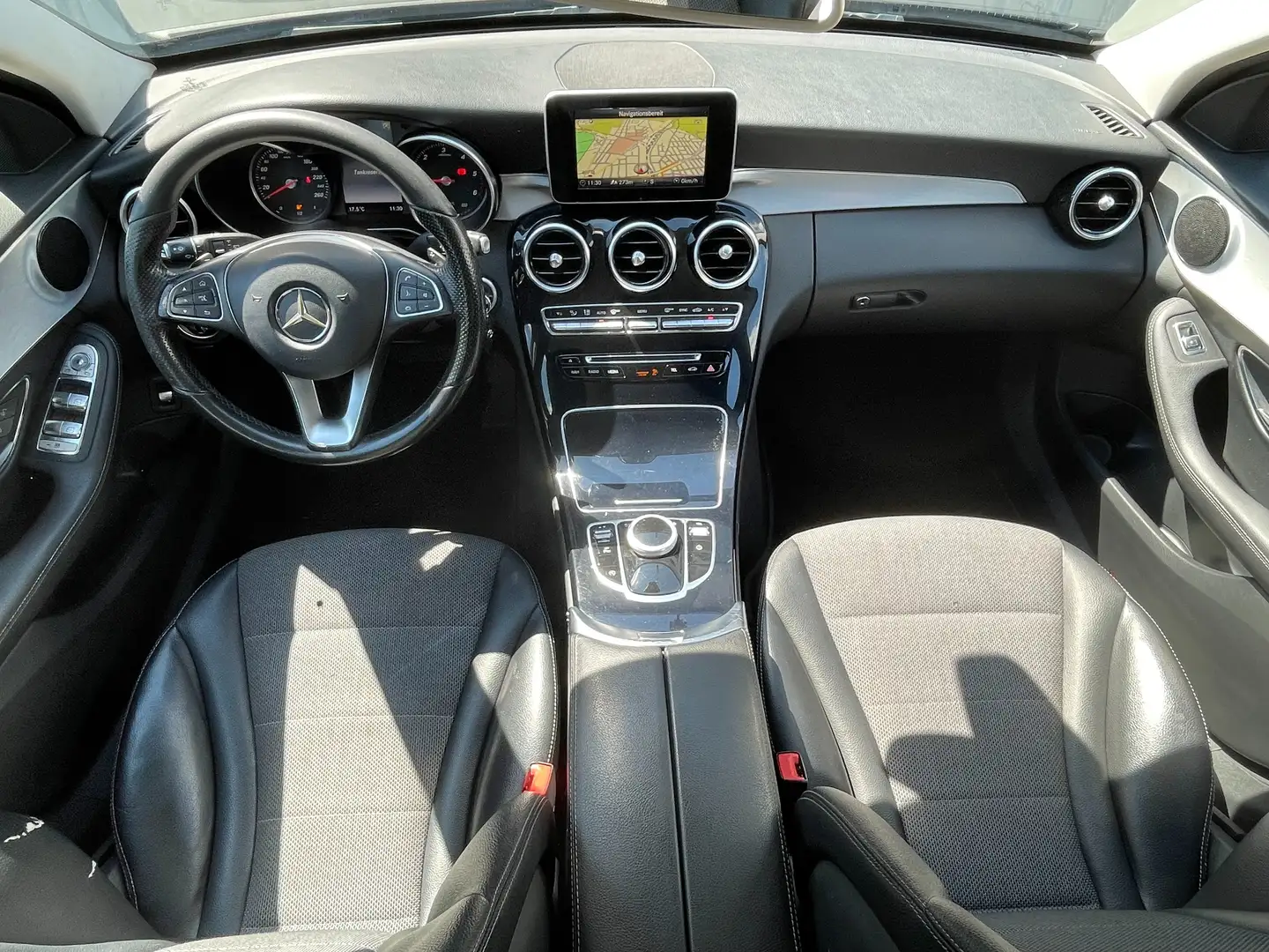Mercedes-Benz C 200 d T Aut. * 2. Besitz * neues Pickerl * Schwarz - 2