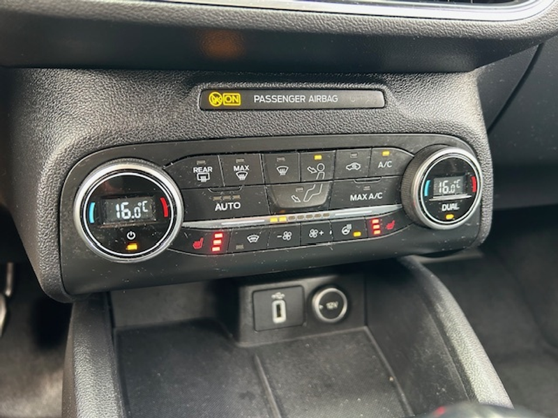 Ford Focus 1.0 EcoB. Active Bns STOELVW STUURVW CAMERA NAP! — photo 22