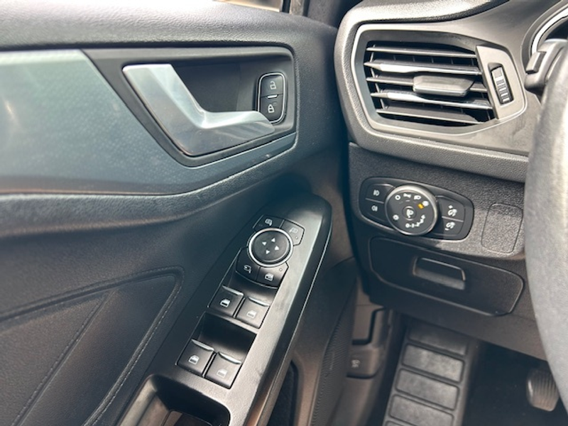 Ford Focus 1.0 EcoB. Active Bns STOELVW STUURVW CAMERA NAP! — photo 23