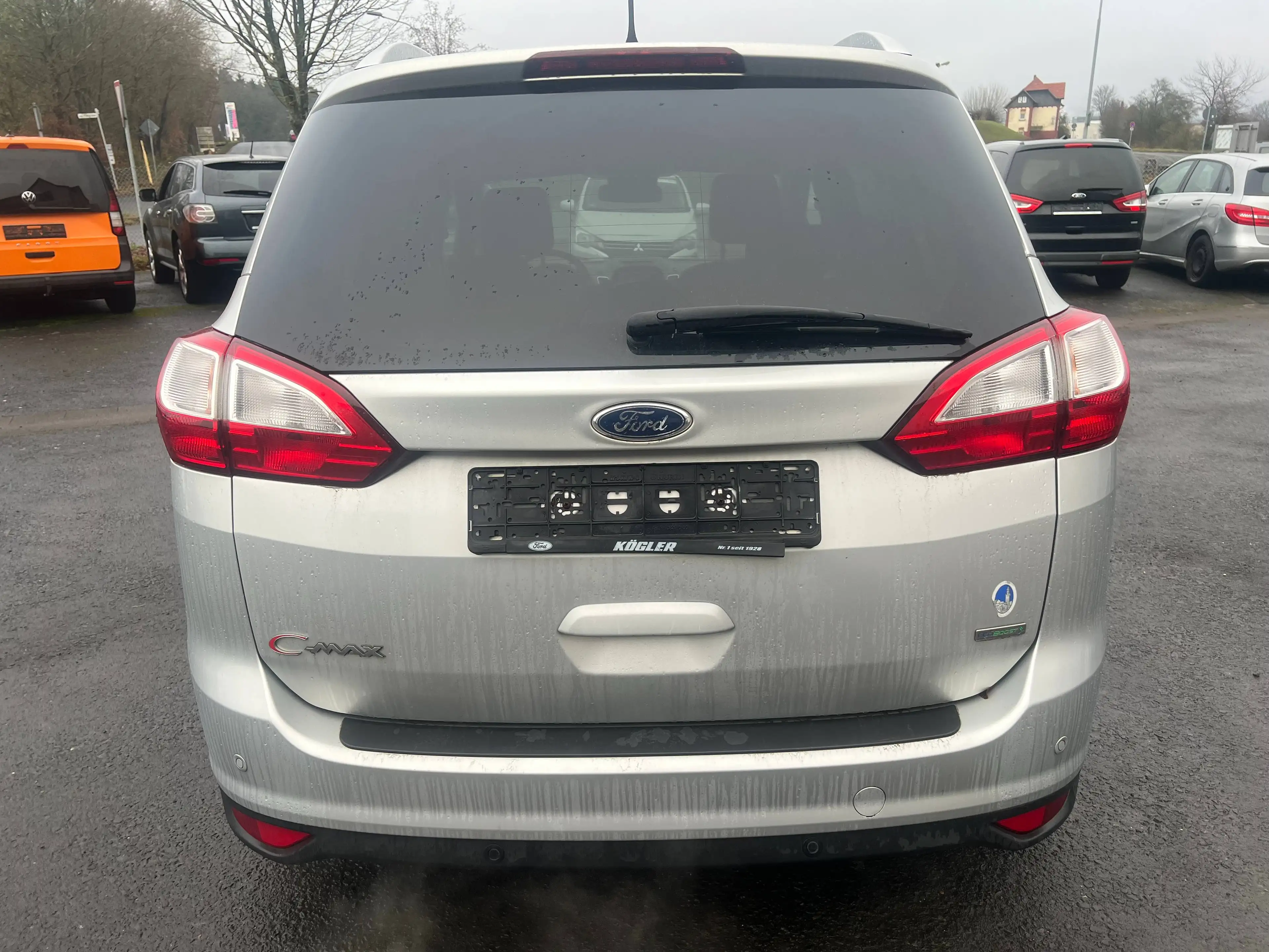 Ford Grand C-Max 7-Sitzer — photo 4