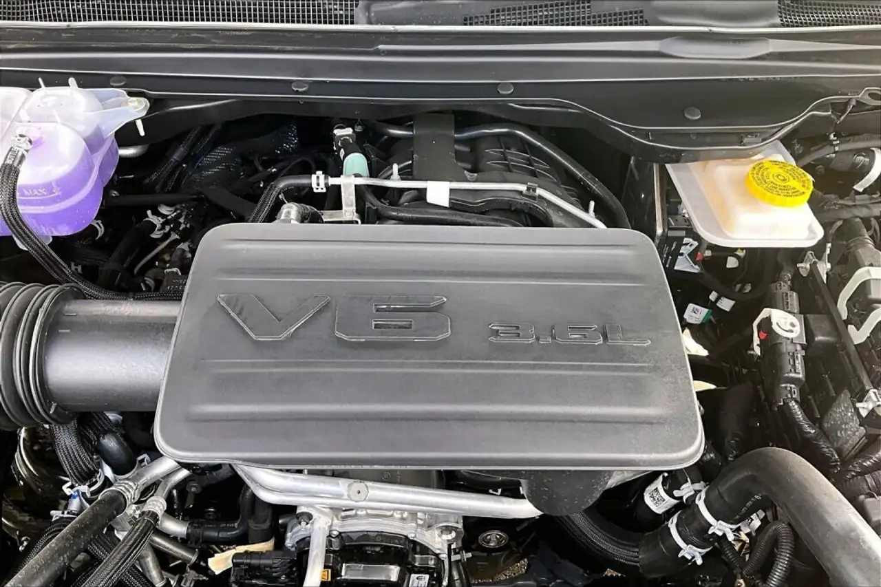 RAM 1500 снимка RAM 1500