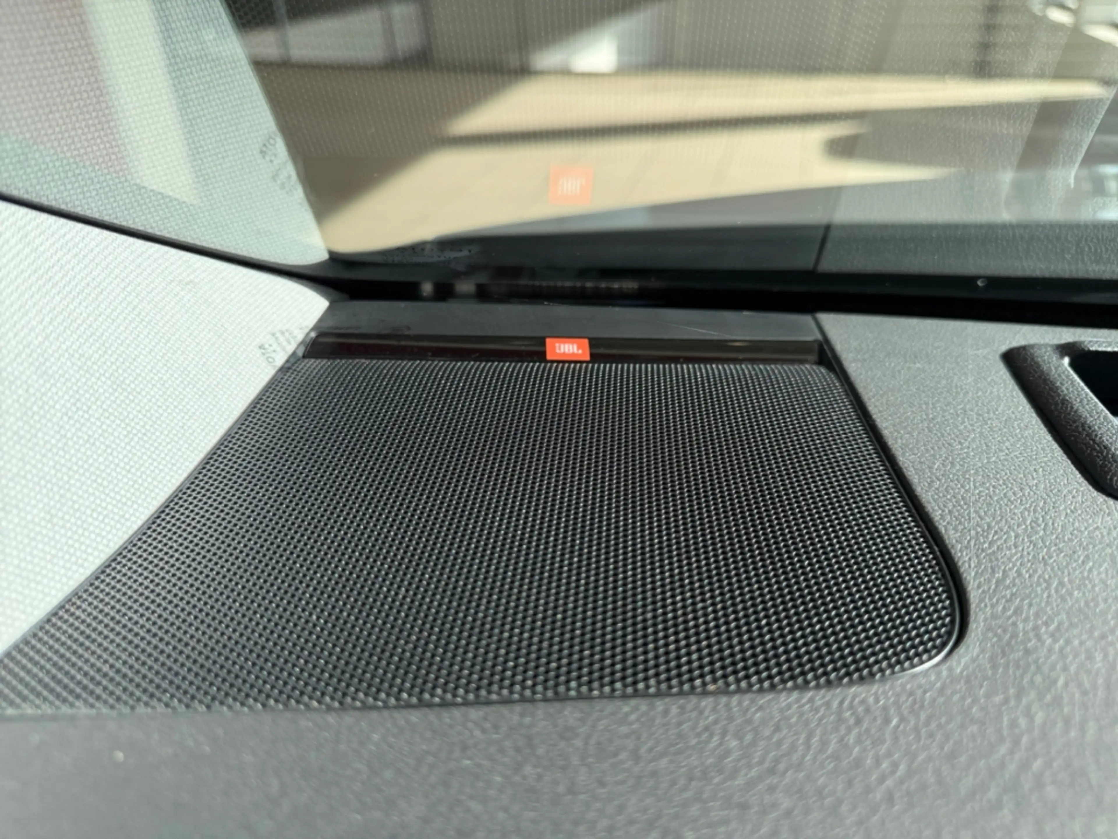 Toyota Prius Plug-in Hybrid Executive *HUD*Leder*JBL*CAM* — photo 13