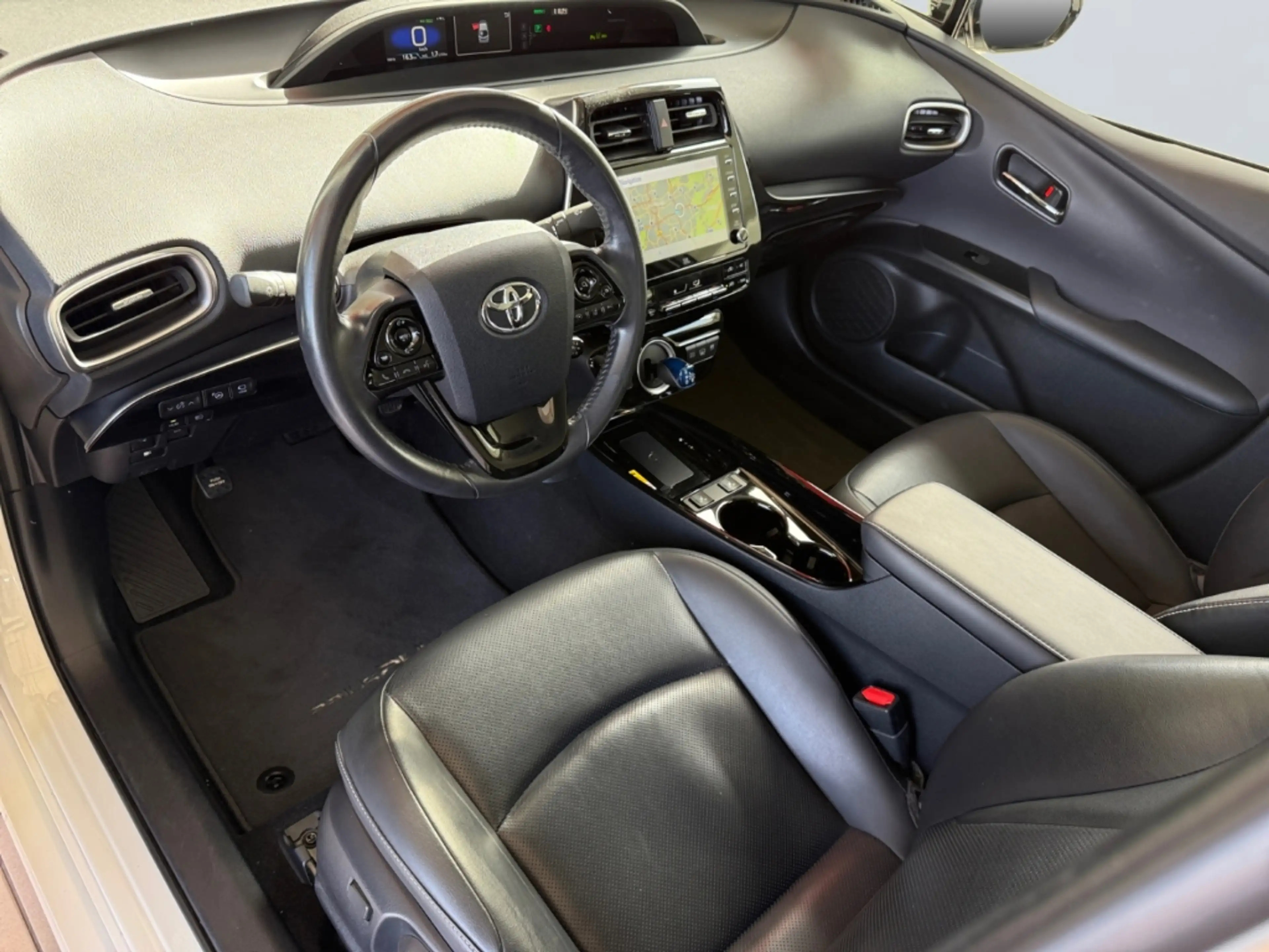 Toyota Prius Plug-in Hybrid Executive *HUD*Leder*JBL*CAM* — photo 9