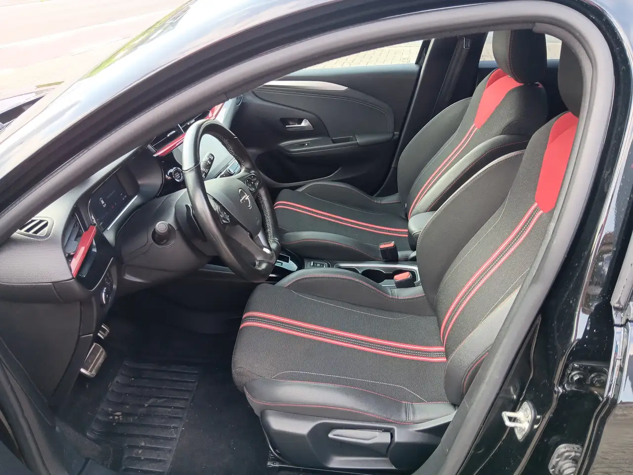 Opel Corsa Corsa 1.2 130 pk AUTOMAAT GS Line * 17