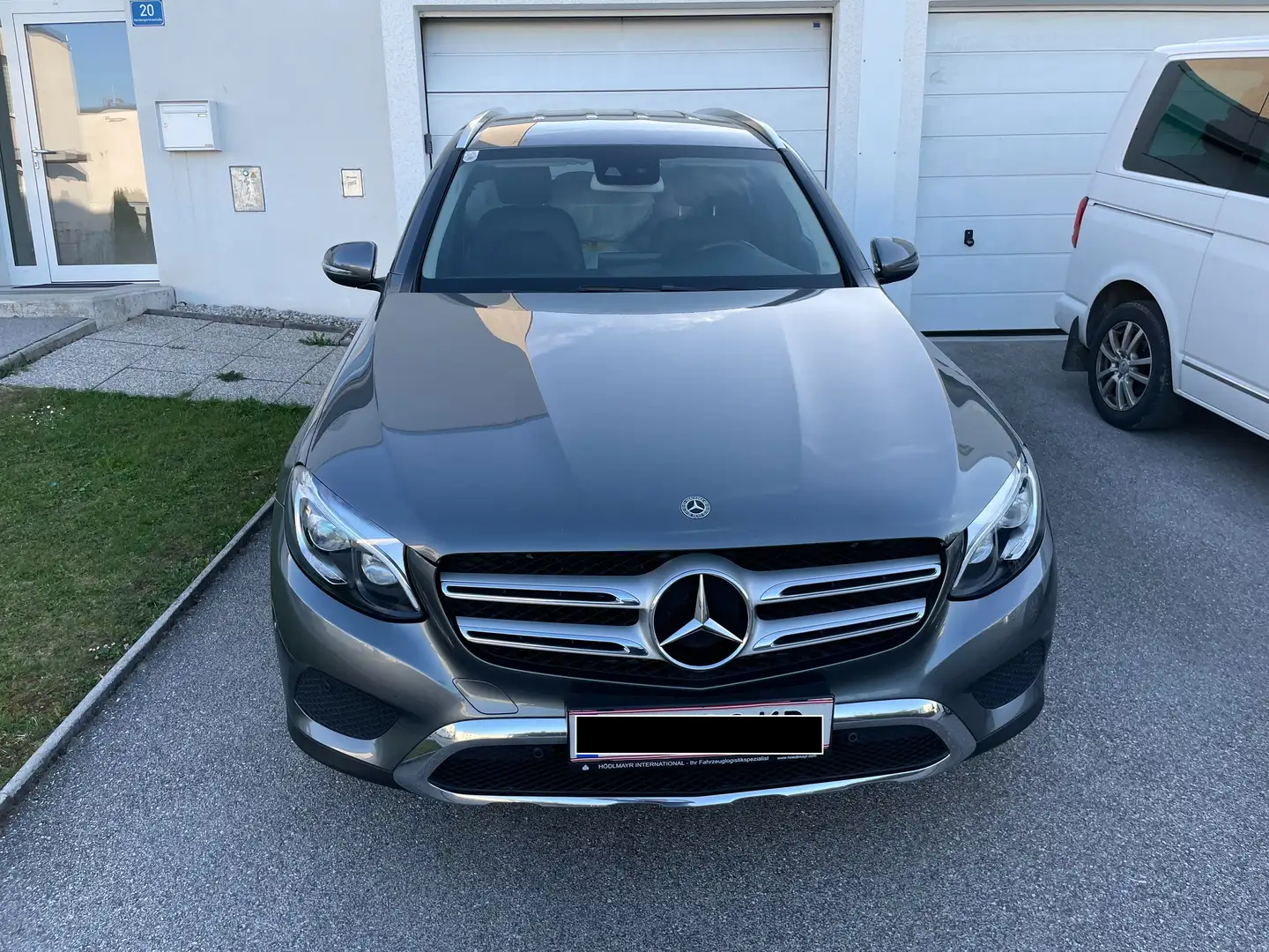 Mercedes-Benz GLC 350 GLC 350 e PHEV 4Matic siva - 2