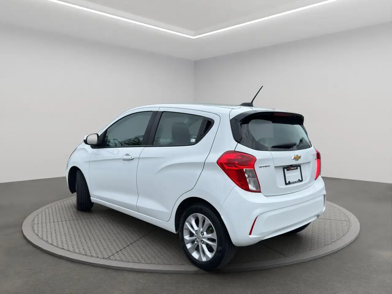 Chevrolet Spark снимка Chevrolet Spark