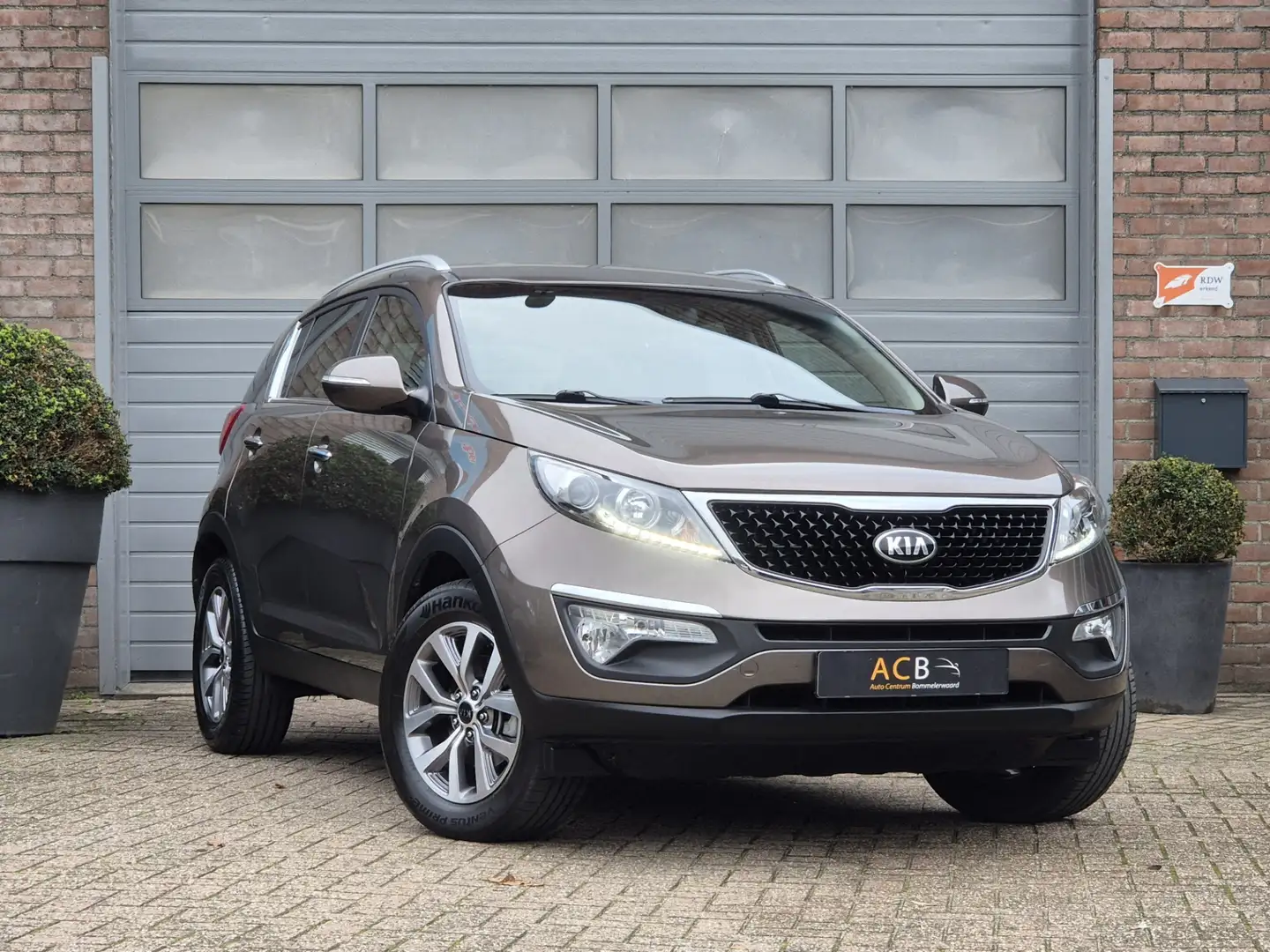 Kia Sportage 1.6 GDI World Cup Edition Achteruitrij Camera / Na Brun - 1