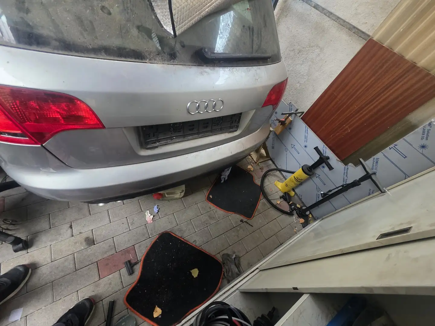 Audi A4 Avant 2.0 TDI Silver - 1