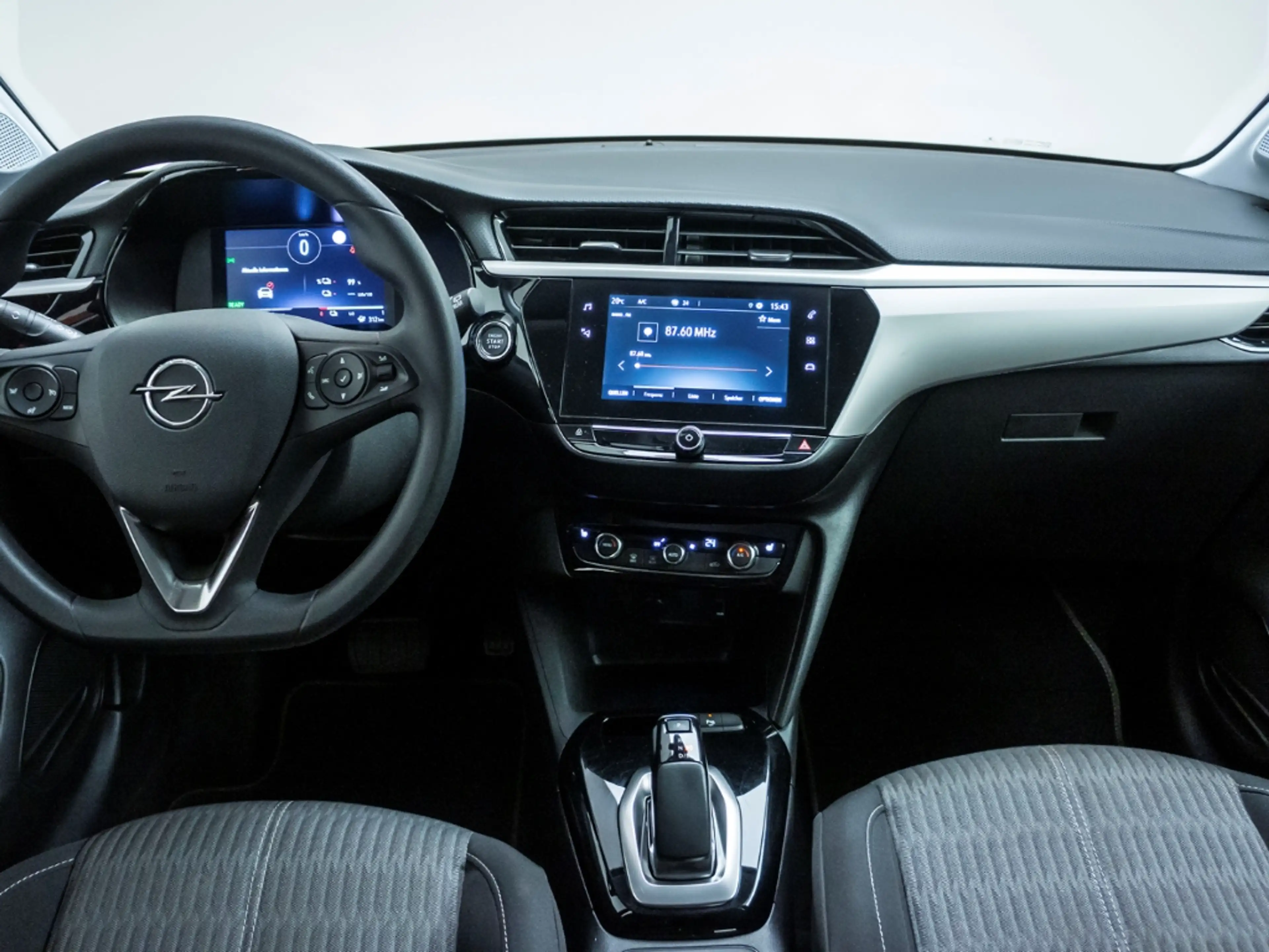 Opel Corsa-e F e Edition Automatik Allwetter Kamera (231) — photo 18