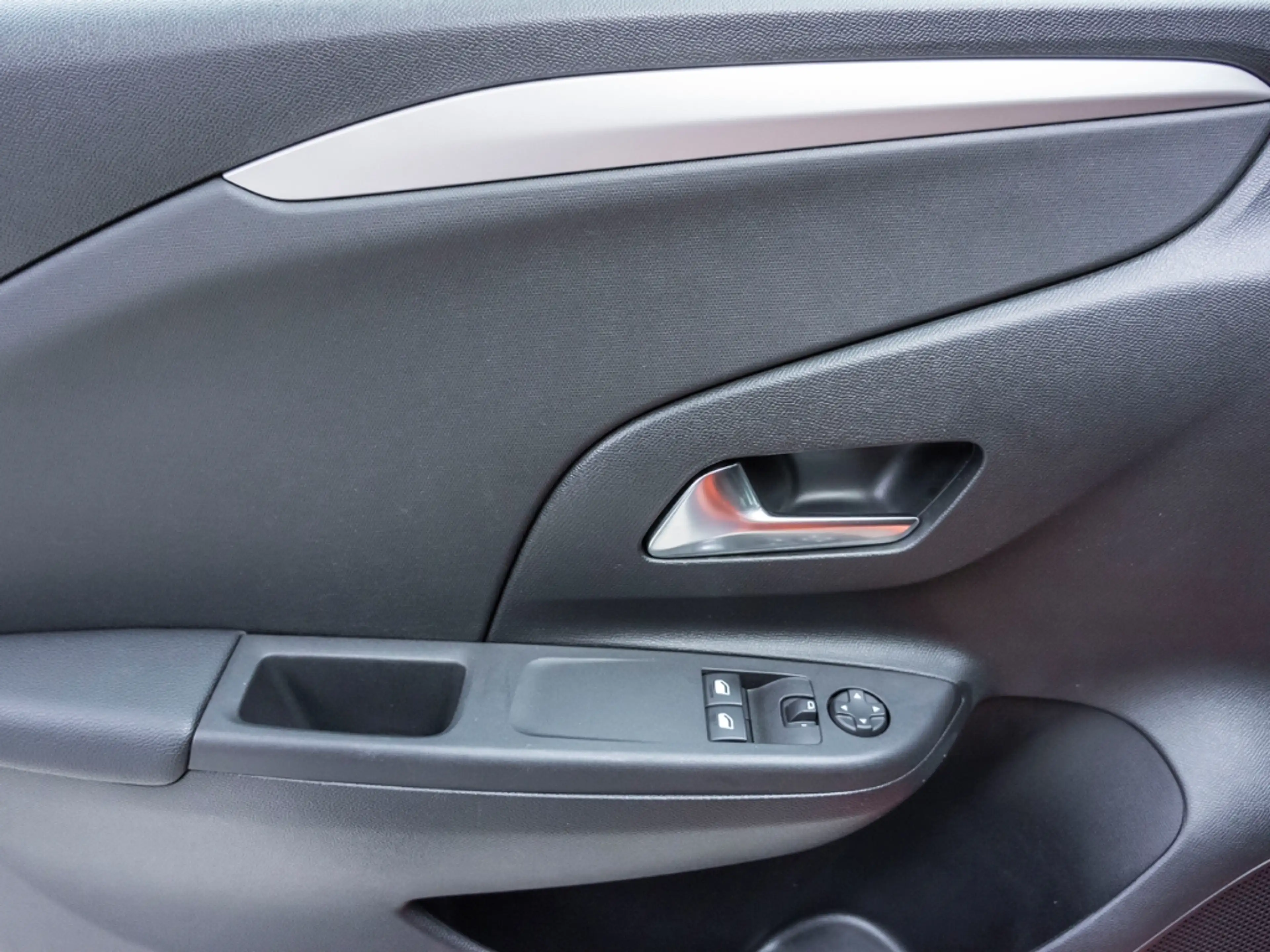 Opel Corsa-e F e Edition Automatik Allwetter Kamera (231) — photo 28