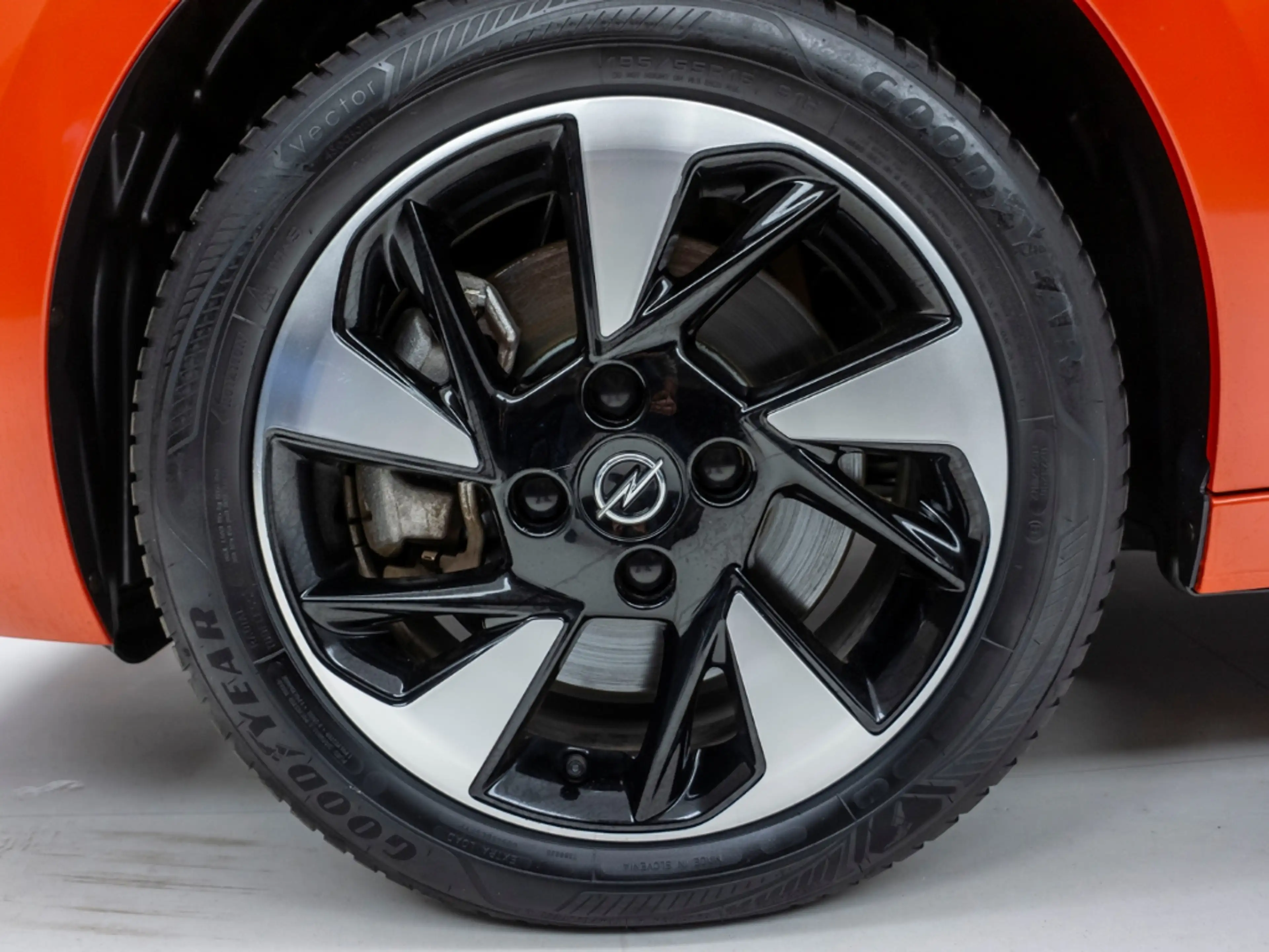 Opel Corsa-e F e Edition Automatik Allwetter Kamera (231) — photo 13