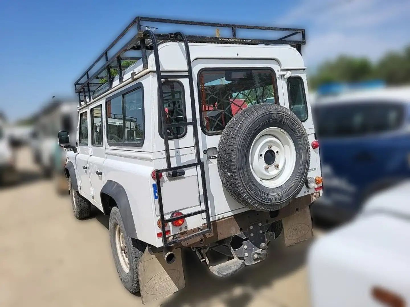 Land Rover Defender 110 TD4 E St. Wagon Facelift Weiß - 2