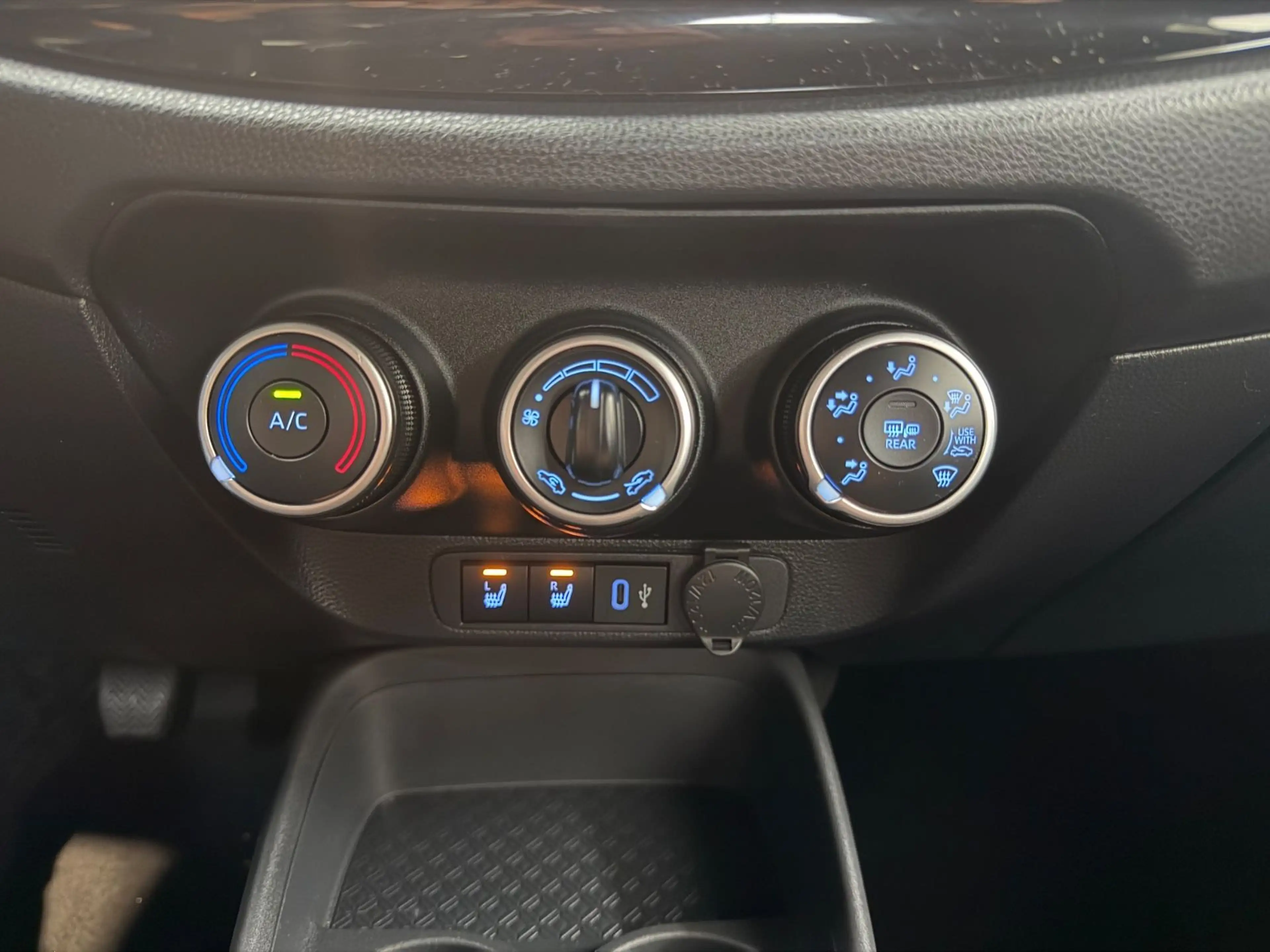Toyota Aygo X Business Edition Kamera — photo 22