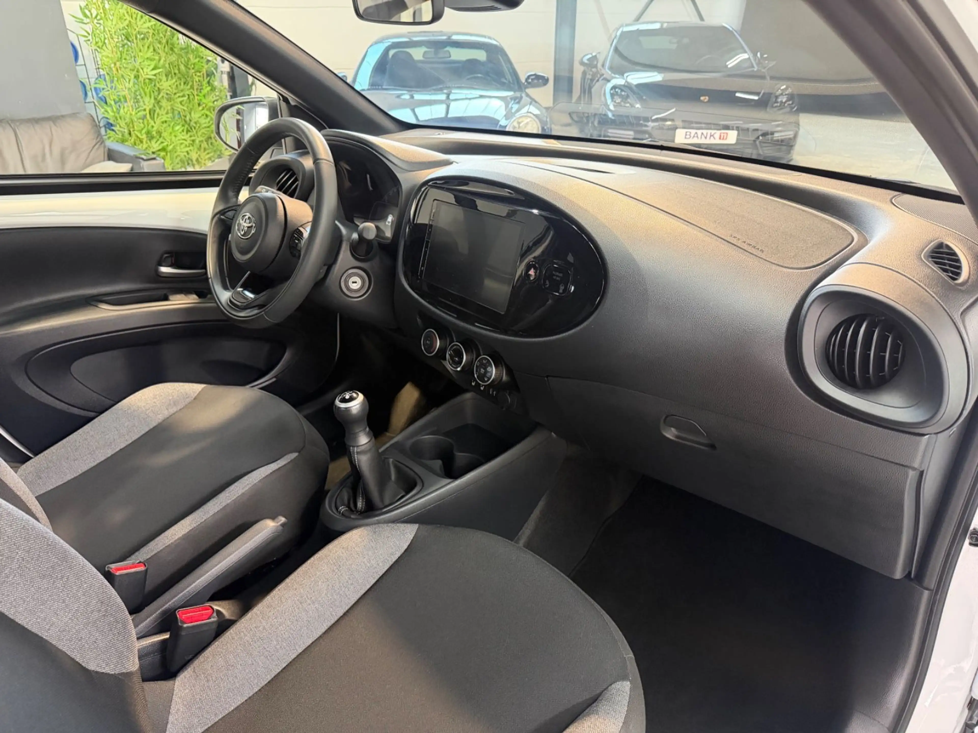 Toyota Aygo X Business Edition Kamera — photo 13