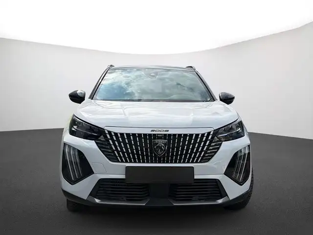 Peugeot 2008 view 2