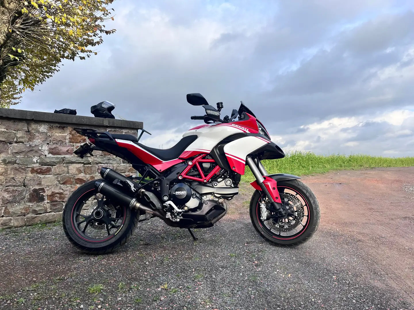 Ducati Multistrada 1200 Pikes Peak Blanc - 2
