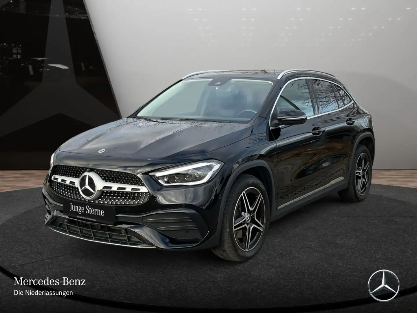 Mercedes-Benz GLA 250 e AMG+PANO+AHK+MULTIBEAM+KAMERA+19"+TOTW Schwarz - 2