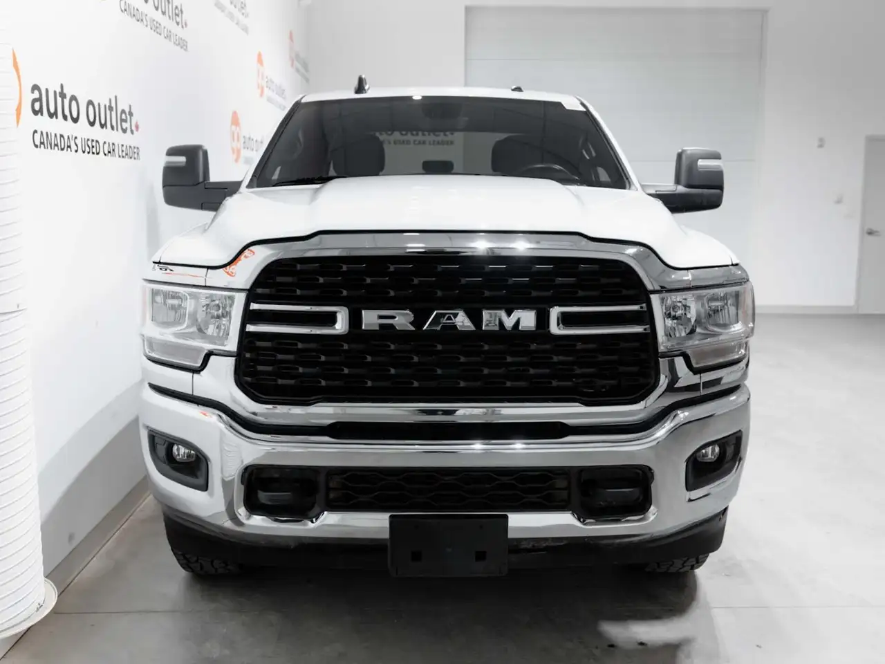 RAM 3500 снимка RAM 3500