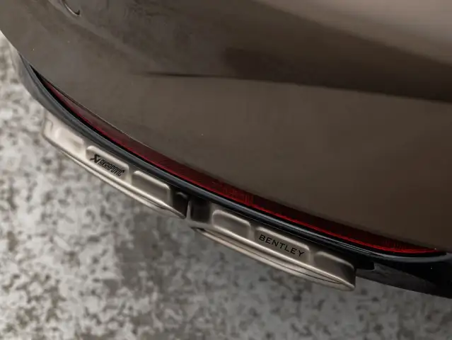 Bentley Continental GT Azure V8 Hybrid Ansicht 10