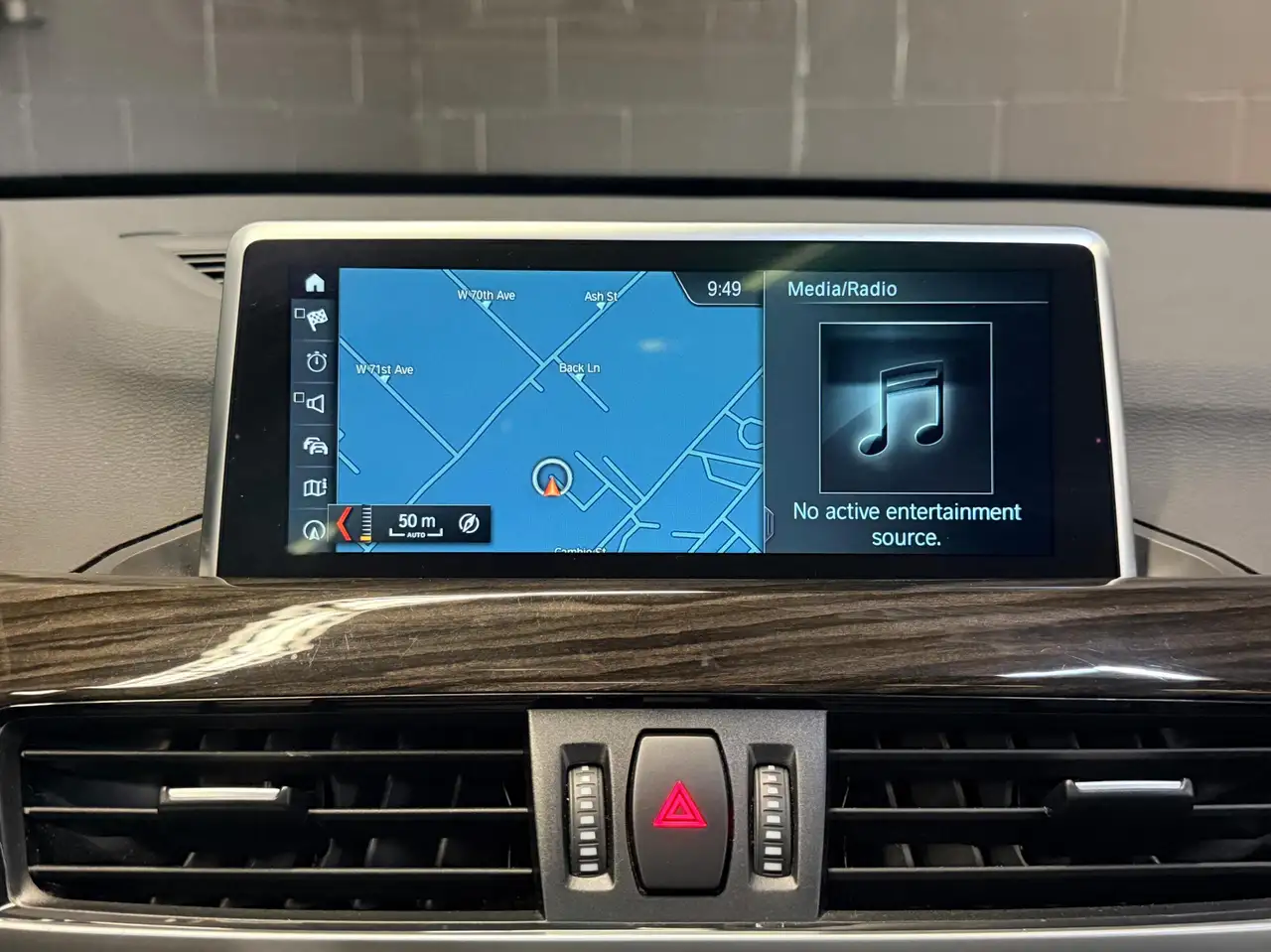 BMW X1 снимка BMW X1
