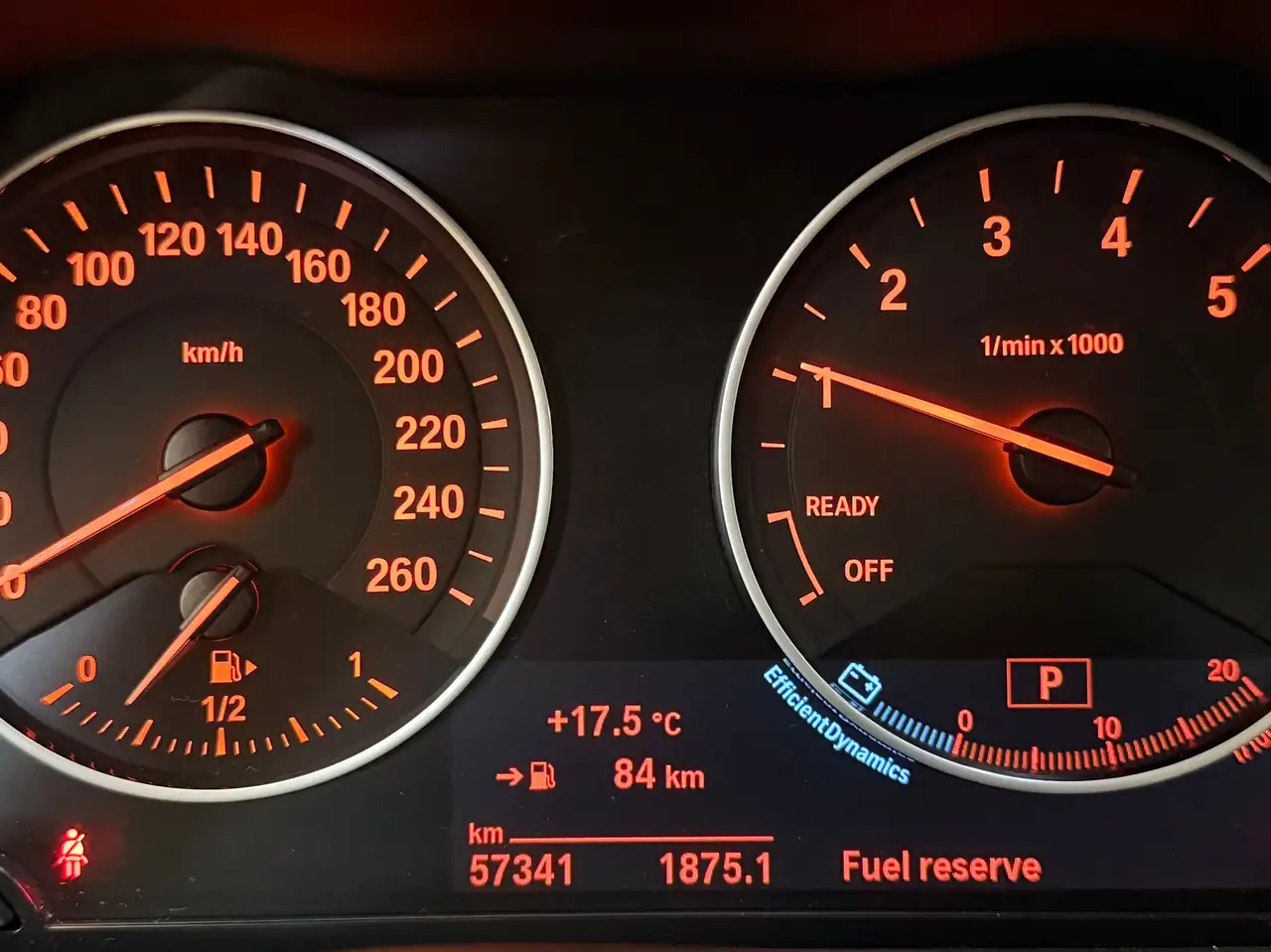 BMW X1 снимка BMW X1