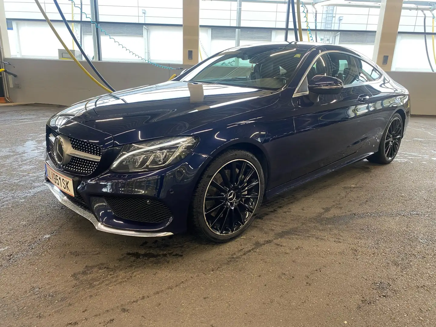 Mercedes-Benz C 250 d Coupe 9G-TRONIC AMG Line - 1