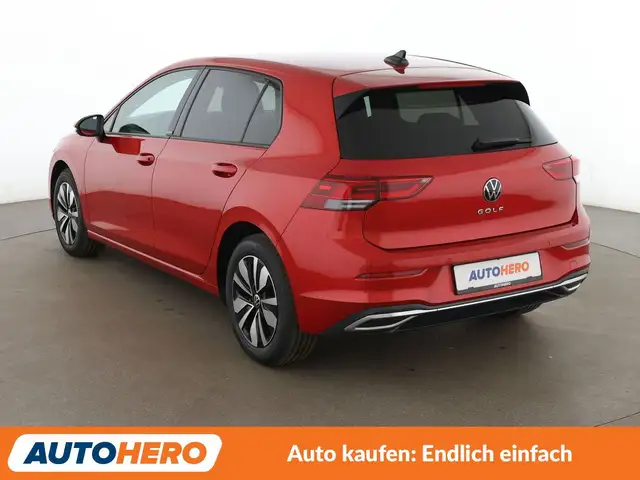 Volkswagen Golf view 4